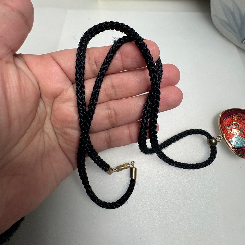 Cloisonné elephant necklace - Picture 16 of 16